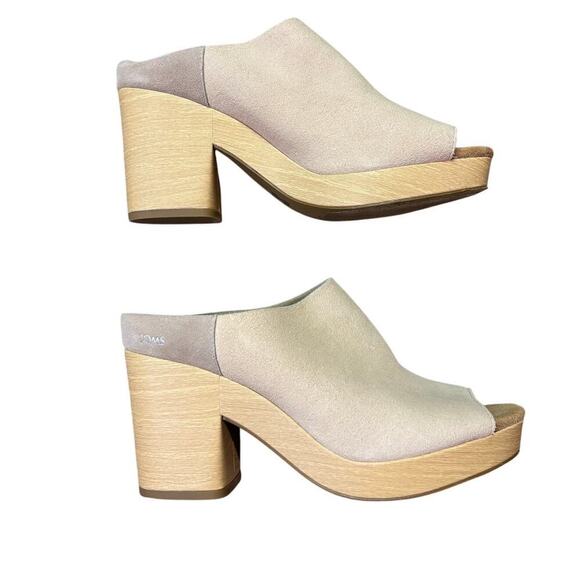 TOMS Women's Florence Sandal, Honey Beige, Peep Toe Platform, Suede, Slip On - Picture 2 of 9